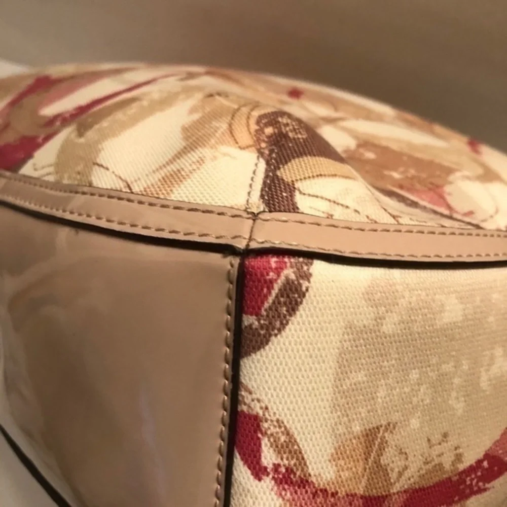 Coach poppy hallie optic c pin white bag